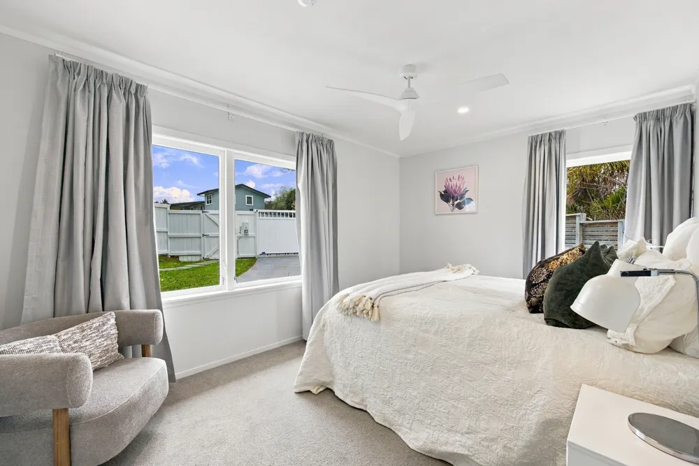 Photos of 62 Paragon Avenue