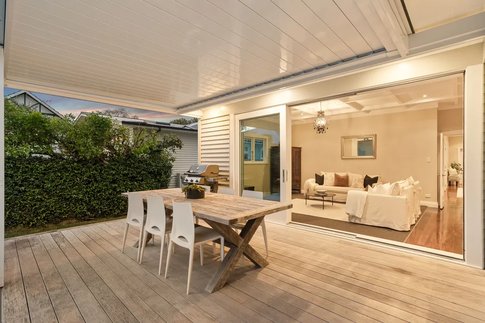 Photos of 5 Challinor Crescent