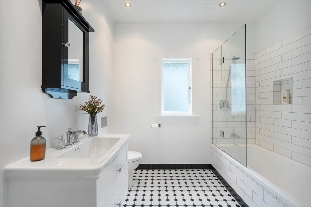 Photos of 5 Challinor Crescent