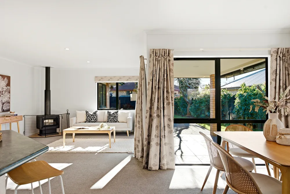 Photos of 5 Birchwood Close