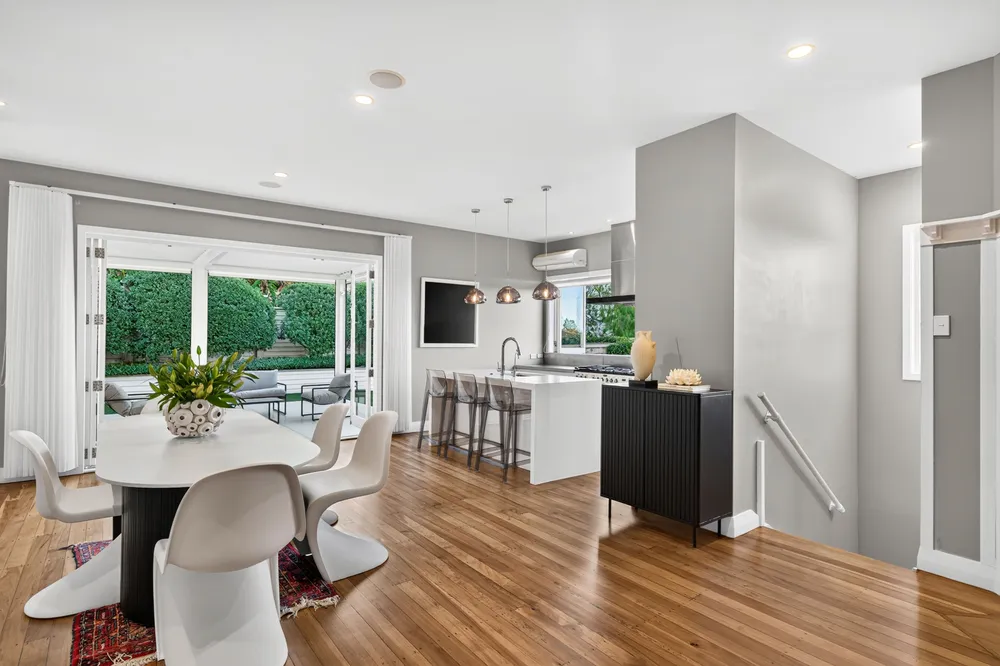 Photos of 8 Ranui Road
