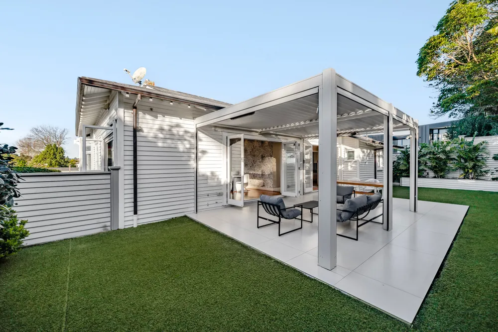 Photos of 8 Ranui Road