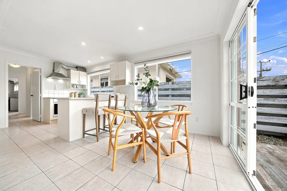 Photos of 3/139 Shakespeare Road