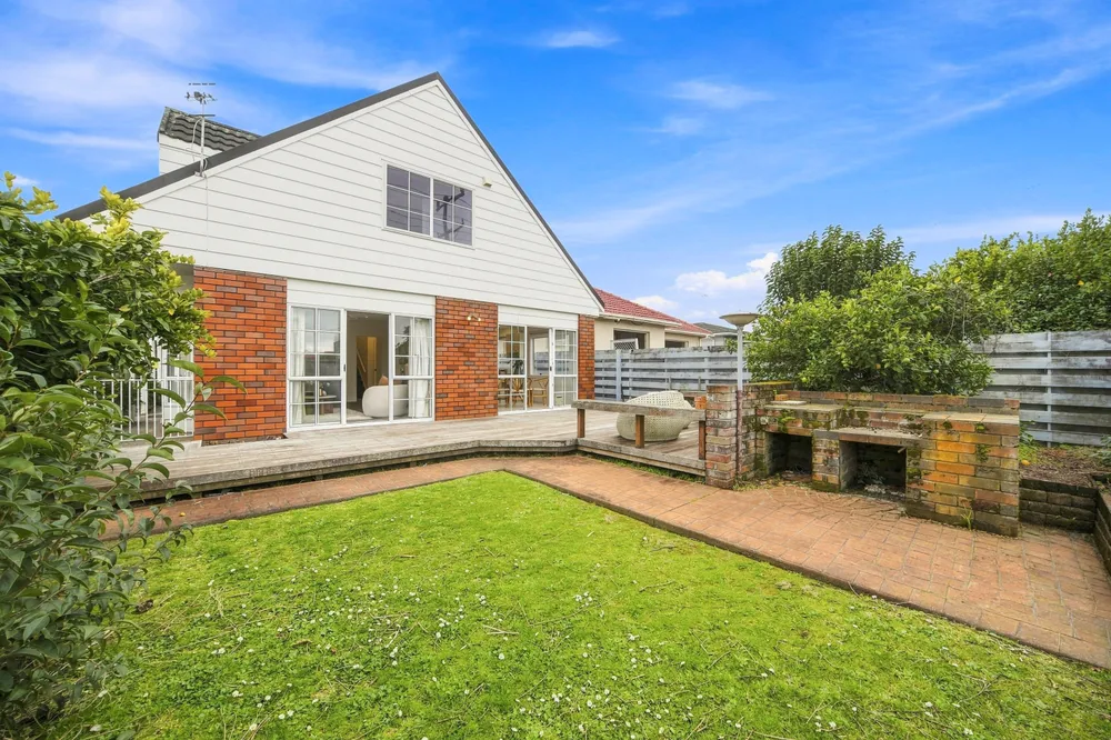 Photos of 3/139 Shakespeare Road