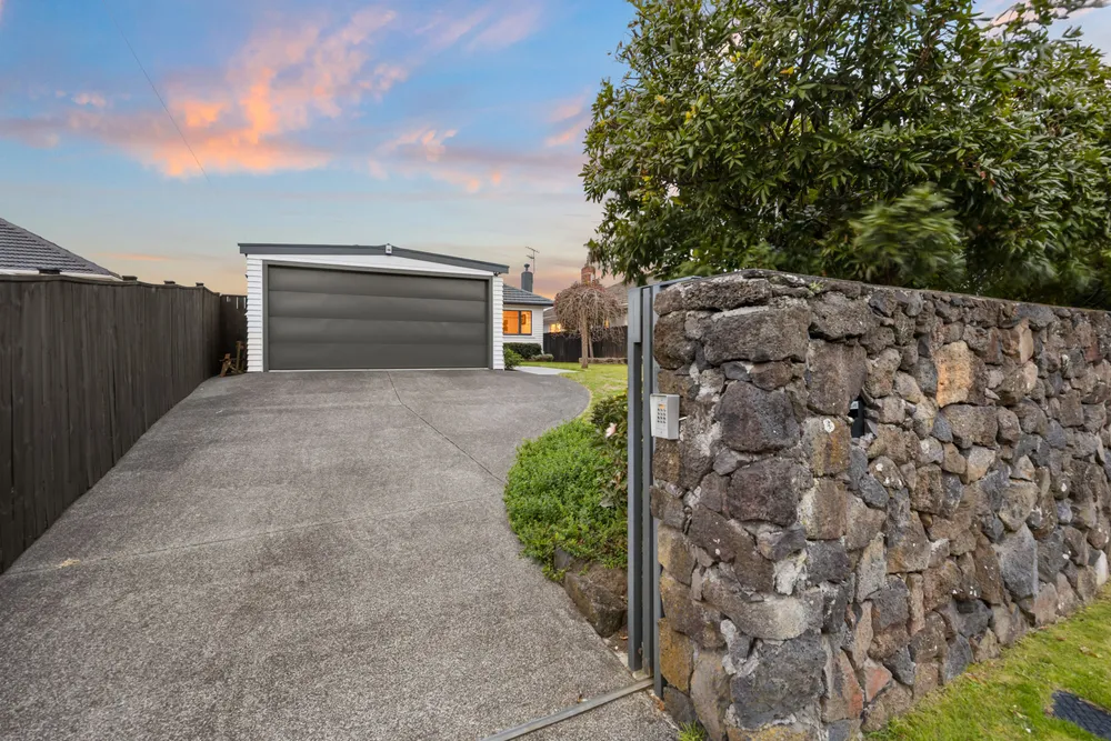 Photos of 31 Rutland Road