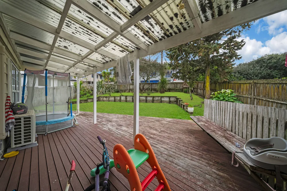 Photos of 100 West Harbour Drive