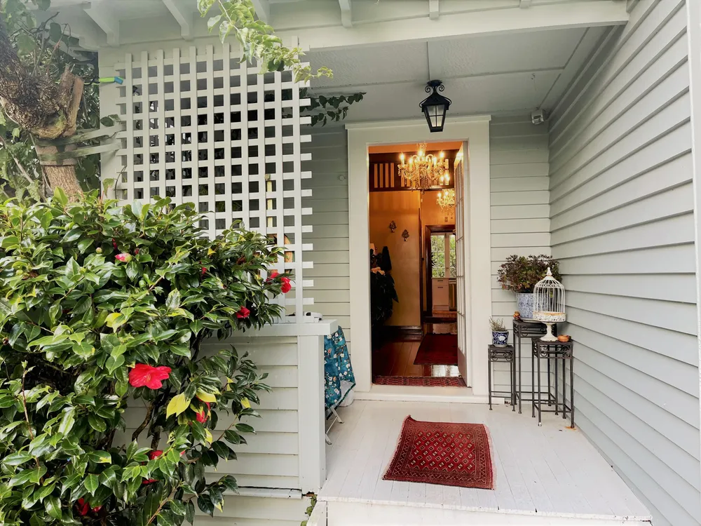 Photos of 924 Mount Eden Road