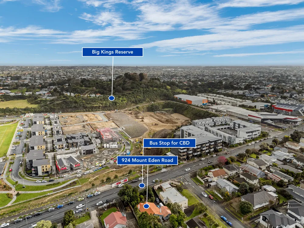 Photos of 924 Mount Eden Road
