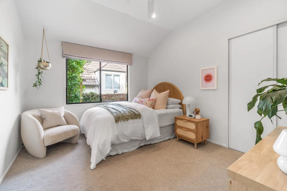 Photos of 129 Orakei Road