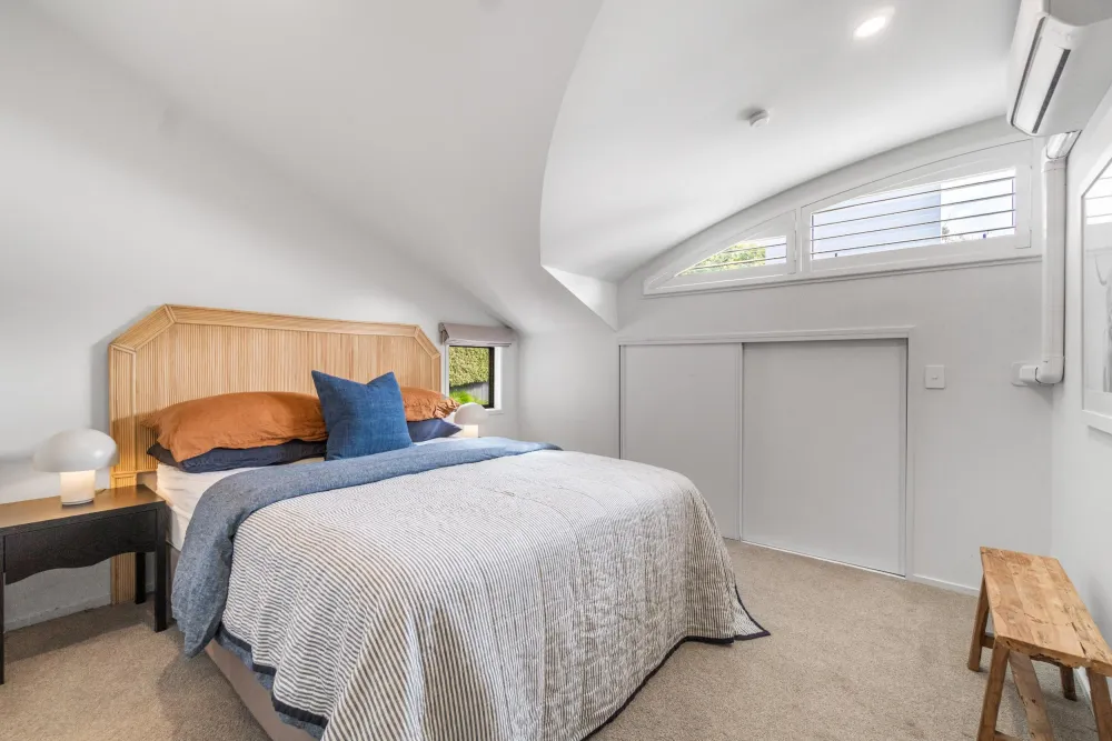 Photos of 129 Orakei Road