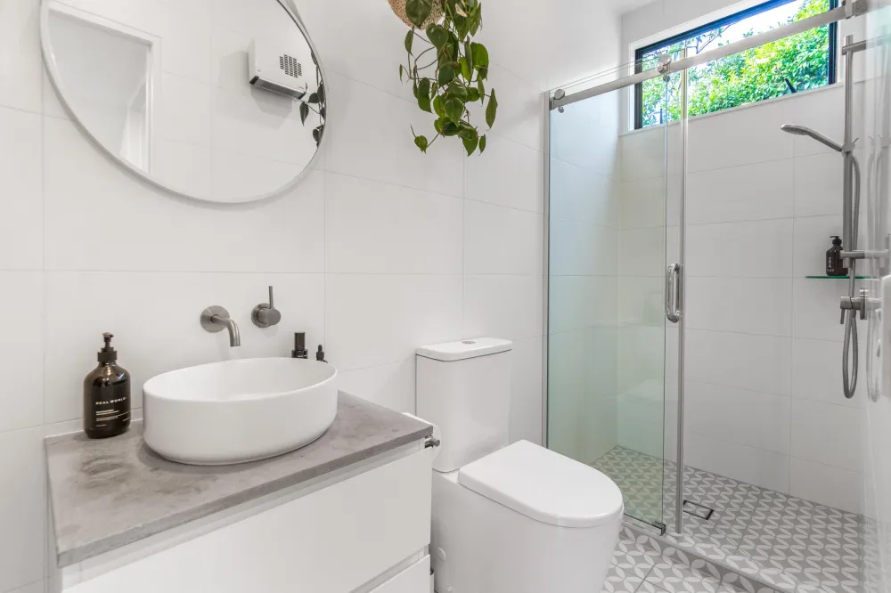 Photos of 129 Orakei Road
