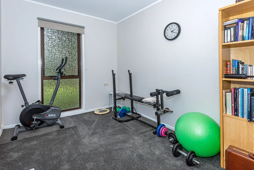 Photos of 80 Fairway Drive