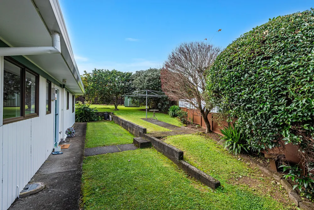 Photos of 80 Fairway Drive