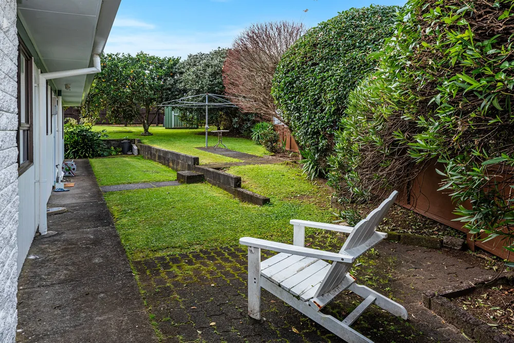Photos of 80 Fairway Drive