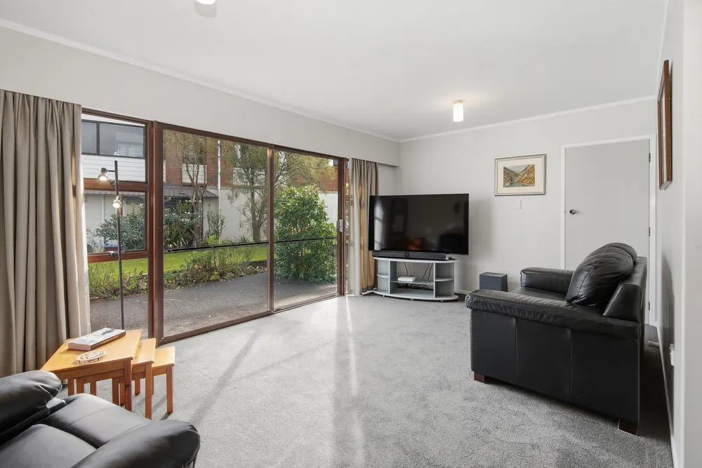 Photos of 80 Fairway Drive