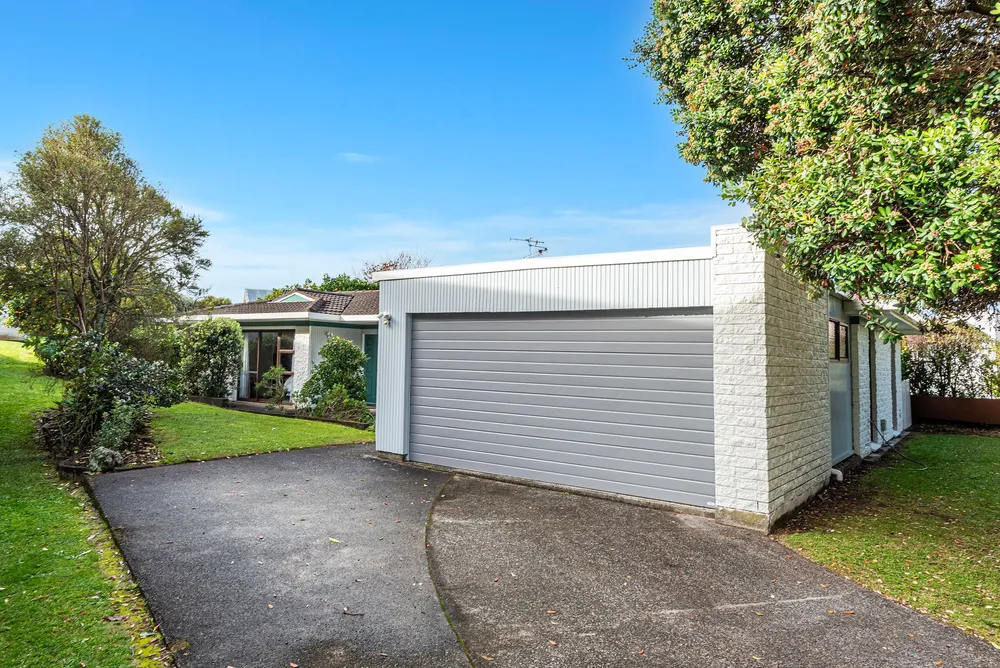 Photos of 80 Fairway Drive