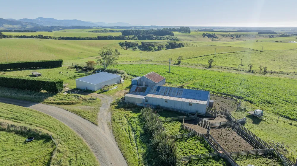 Photos of 574 Spur Hut Road