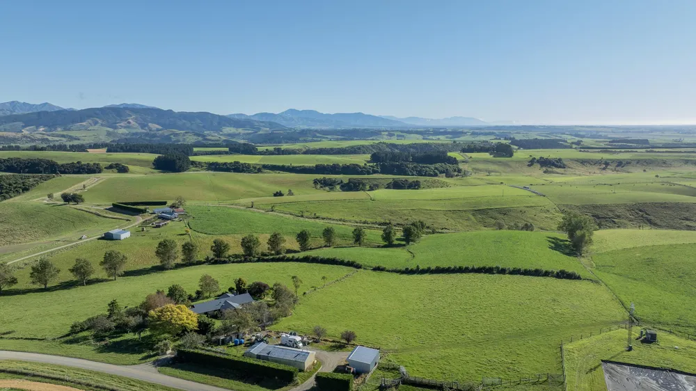 Photos of 574 Spur Hut Road