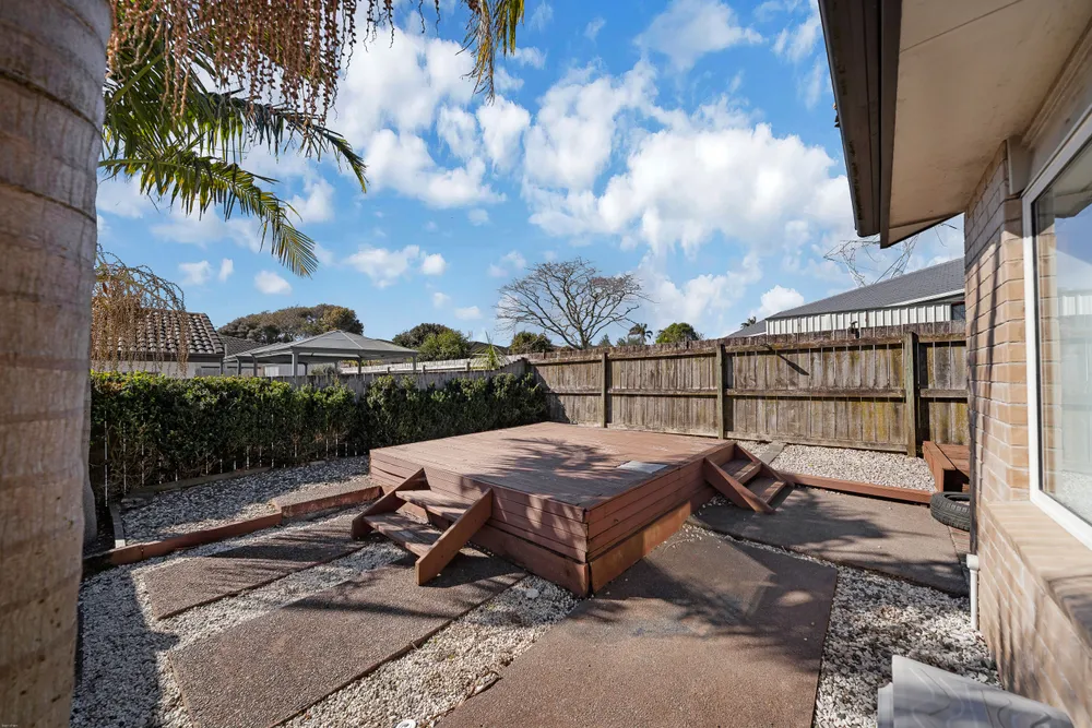 Photos of 12 John Broad Place