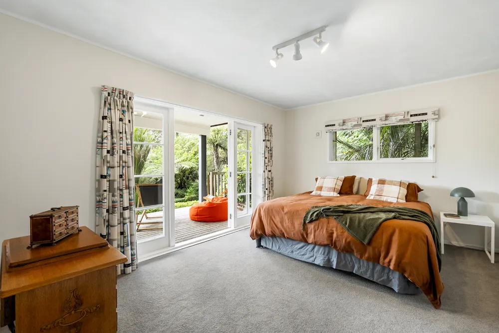 Photos of 39 Stanley Road