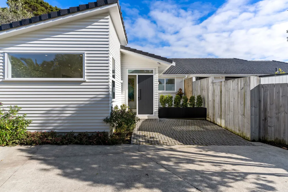 Photos of 60A Premier Avenue