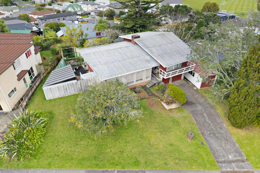 Photos of 1 Kennedy Avenue