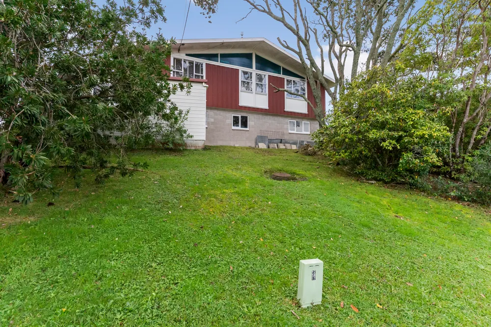 Photos of 1 Kennedy Avenue
