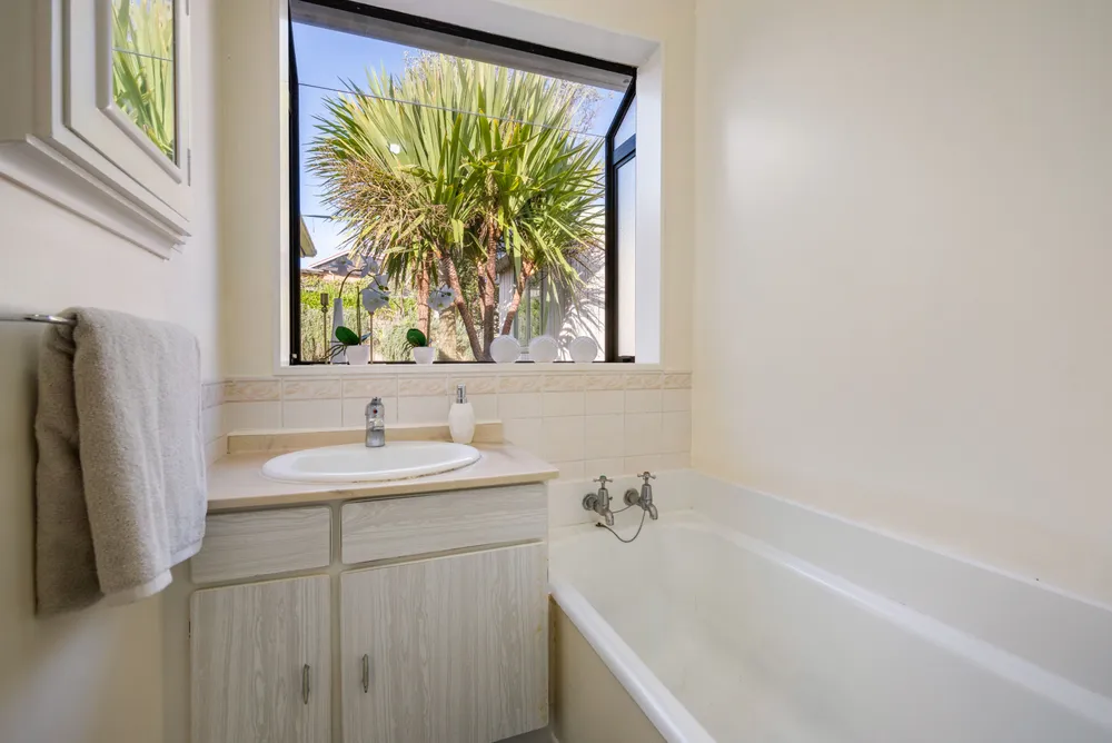 Photos of 6 Eaton Road