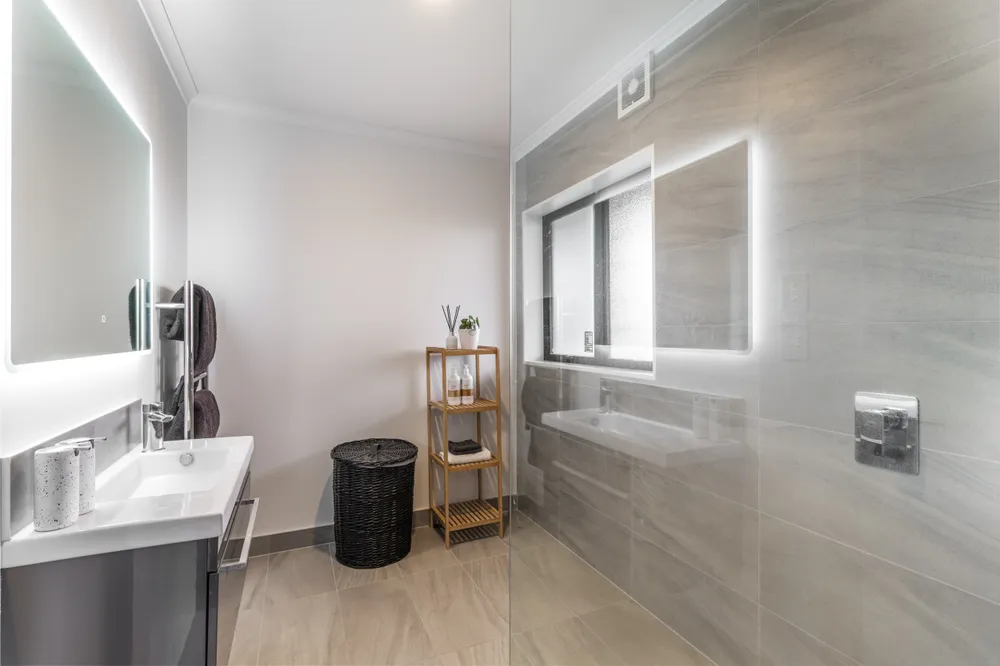 Photos of 15A Cambrai Avenue