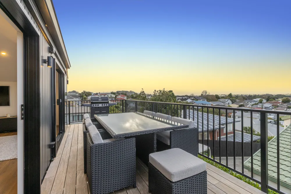 Photos of 15A Cambrai Avenue