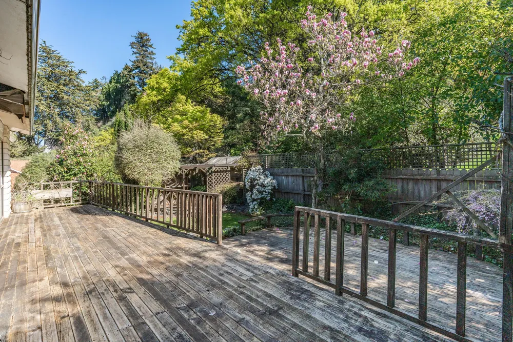Photos of 361 York Place