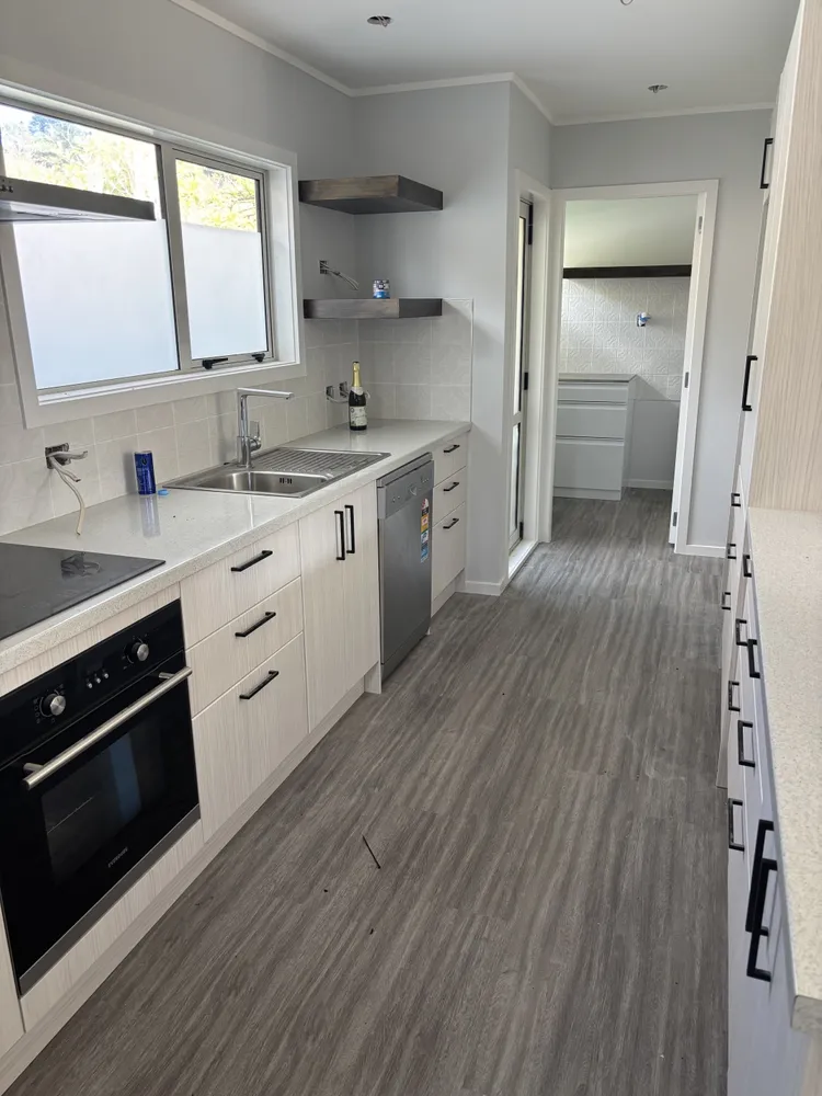 Photos of 34 Poole Crescent