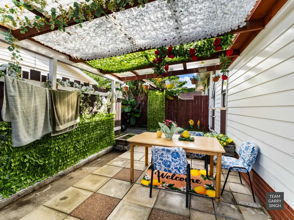 Photos of 12 Allenby Road