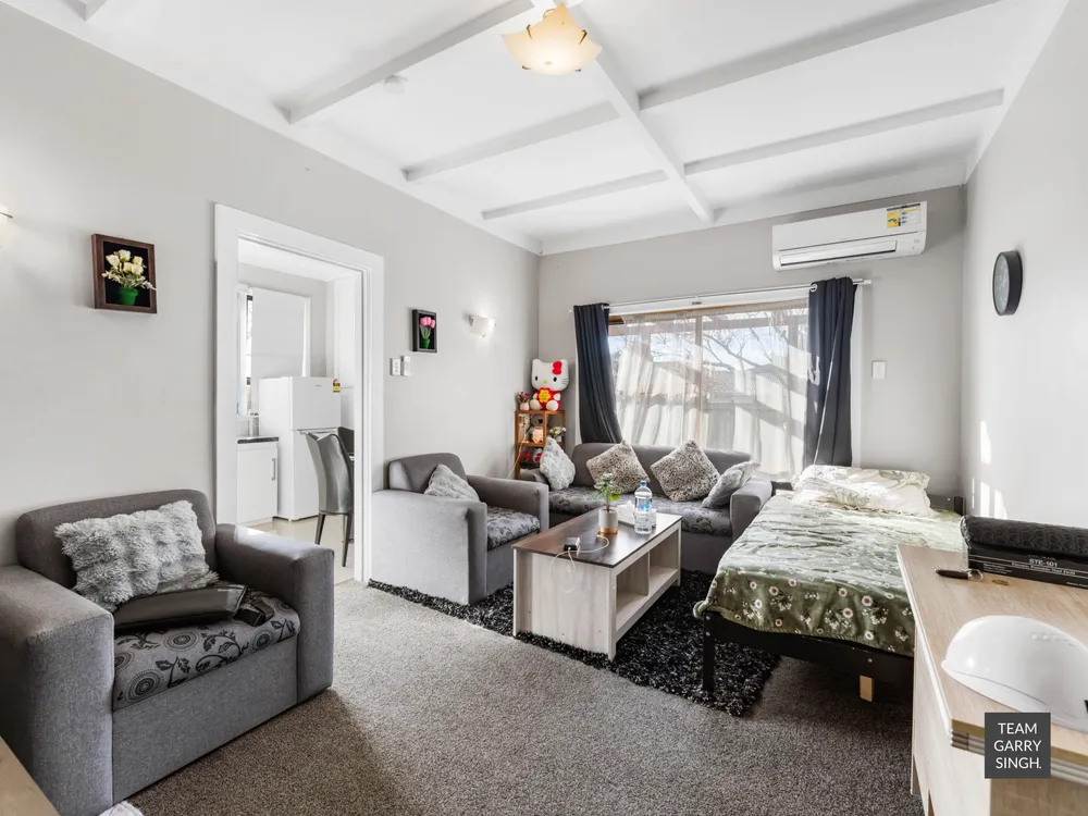 Photos of 12 Allenby Road
