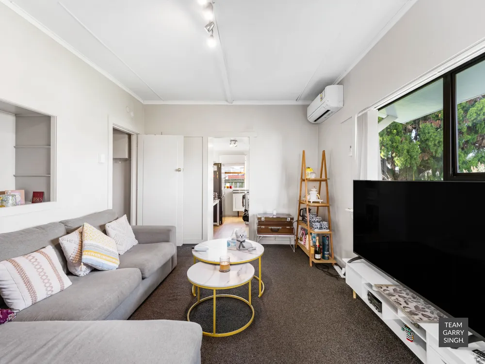 Photos of 12 Allenby Road