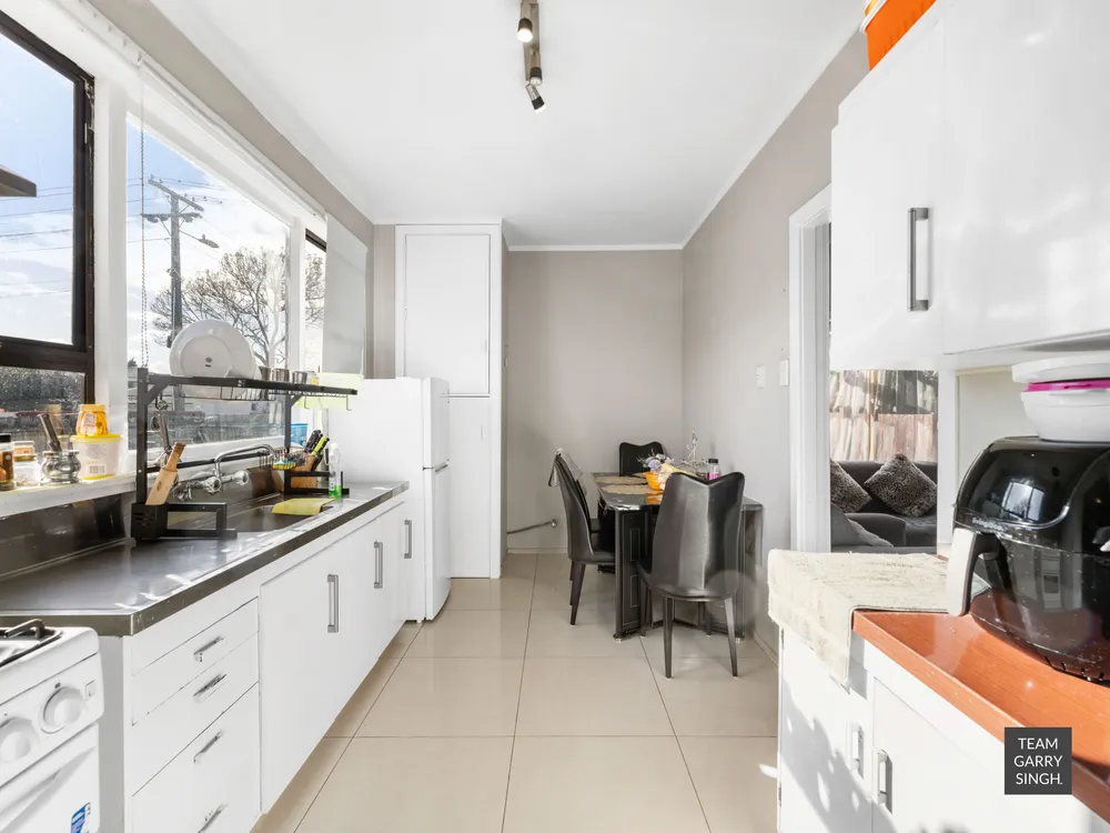 Photos of 12 Allenby Road