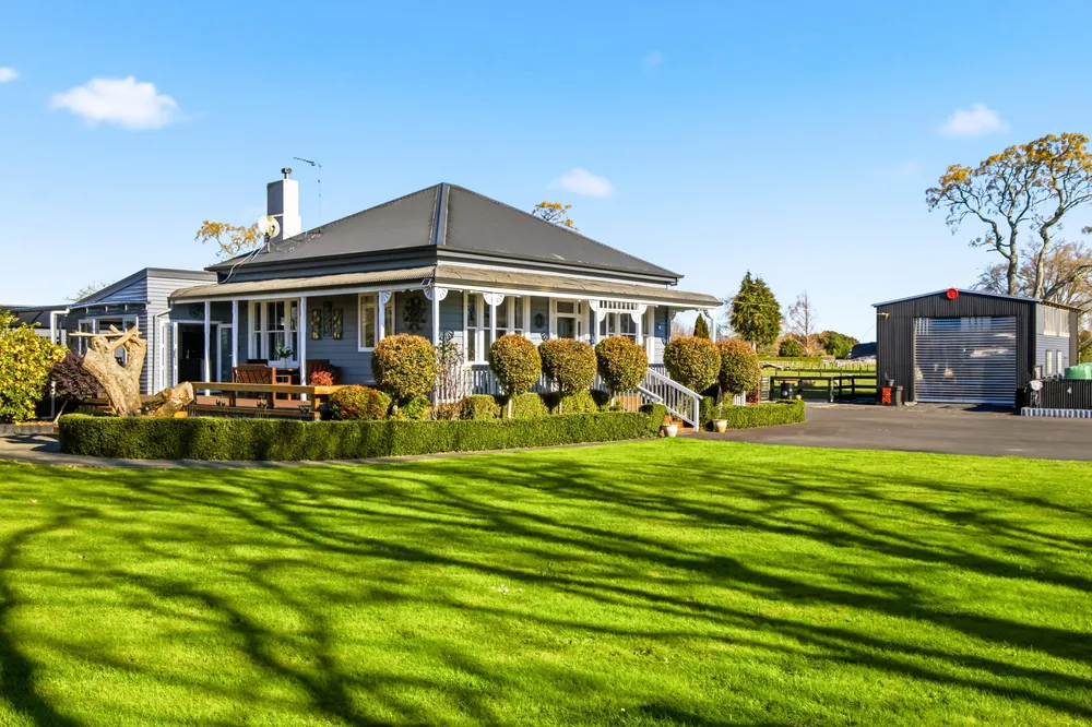 Photos of 17c Lissette Road