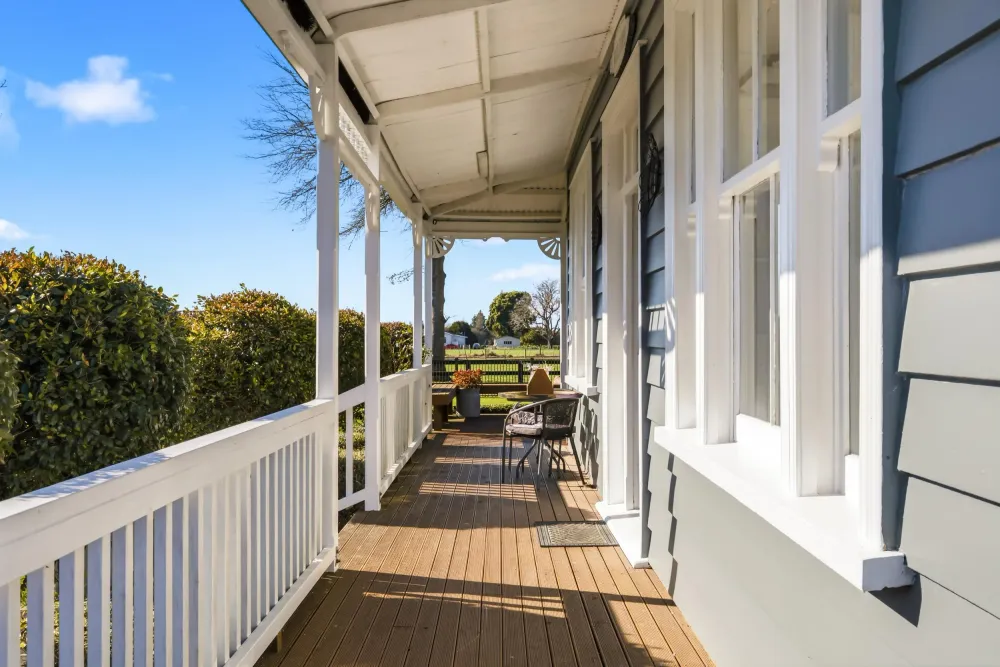 Photos of 17c Lissette Road