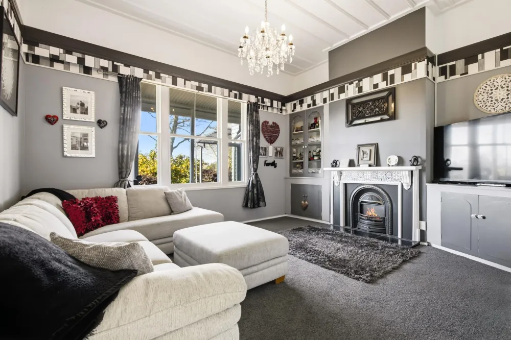 Photos of 17c Lissette Road