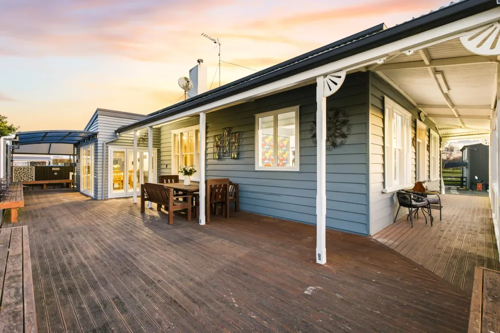 Photos of 17c Lissette Road