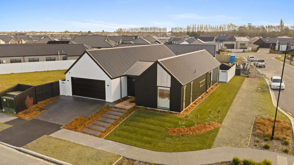 Photos of 3 Kopper Crescent