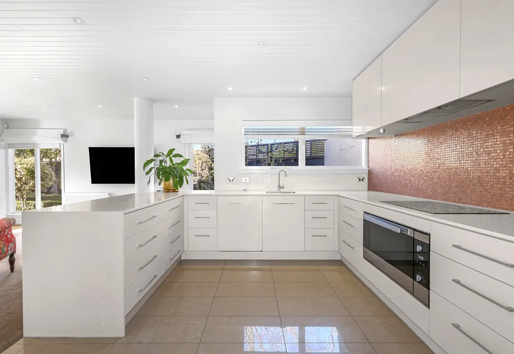 Photos of 1/127 Fendalton Road