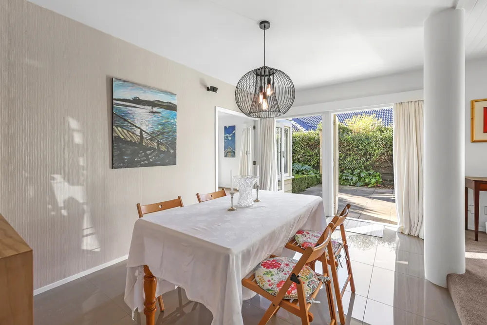 Photos of 1/127 Fendalton Road