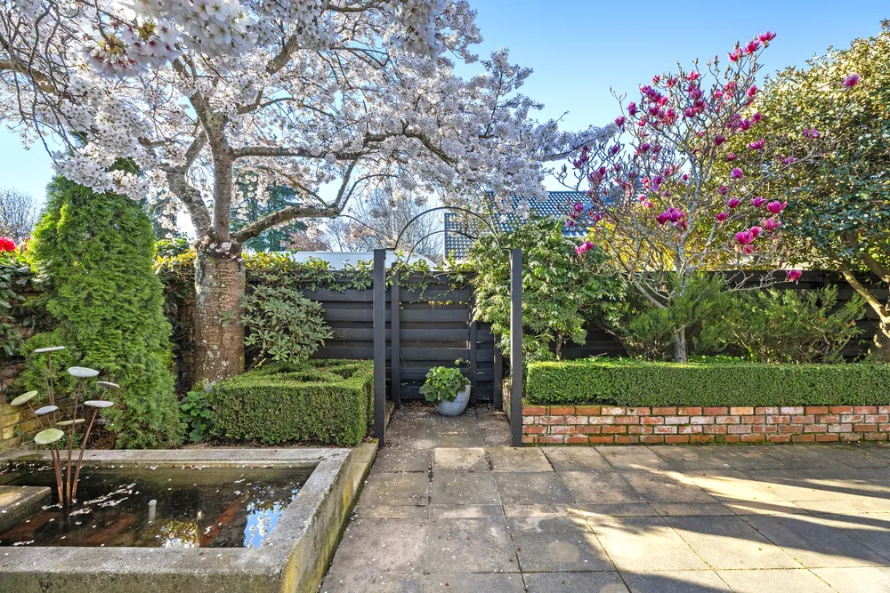 Photos of 1/127 Fendalton Road