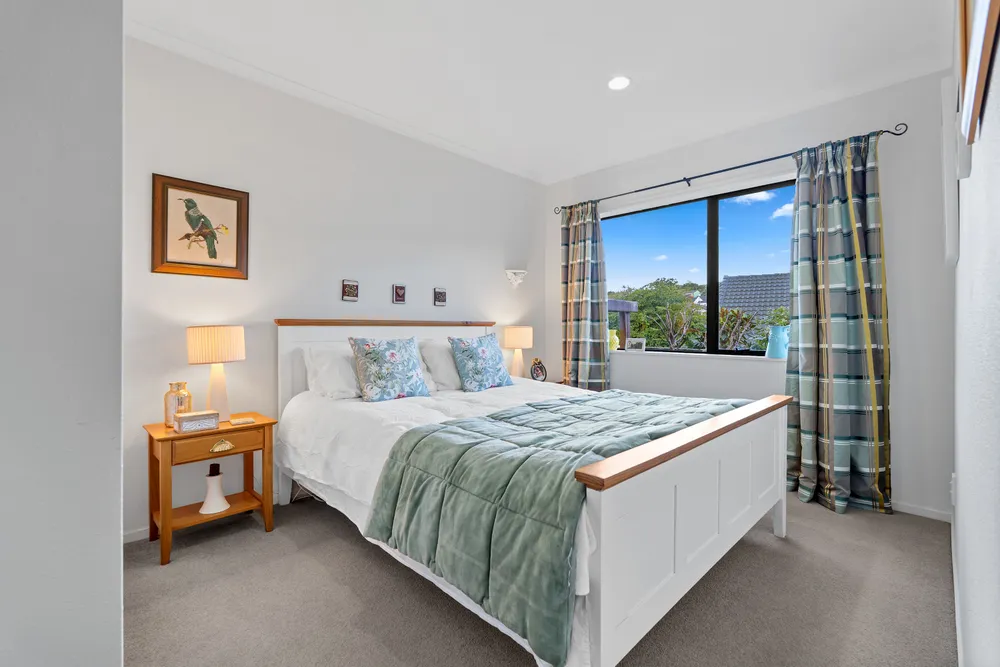 Photos of 13 Kate Sheppard Avenue