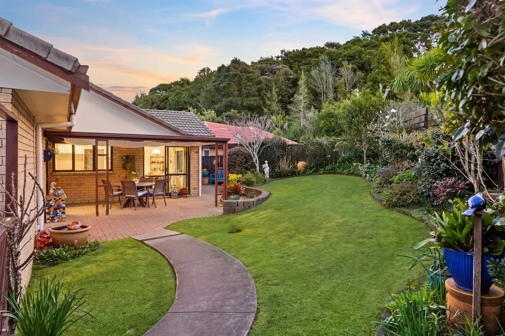 Photos of 13 Kate Sheppard Avenue