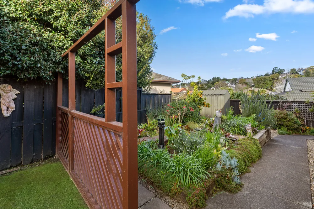 Photos of 13 Kate Sheppard Avenue