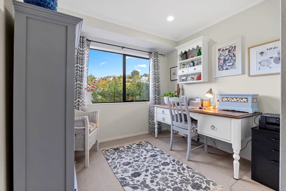 Photos of 13 Kate Sheppard Avenue