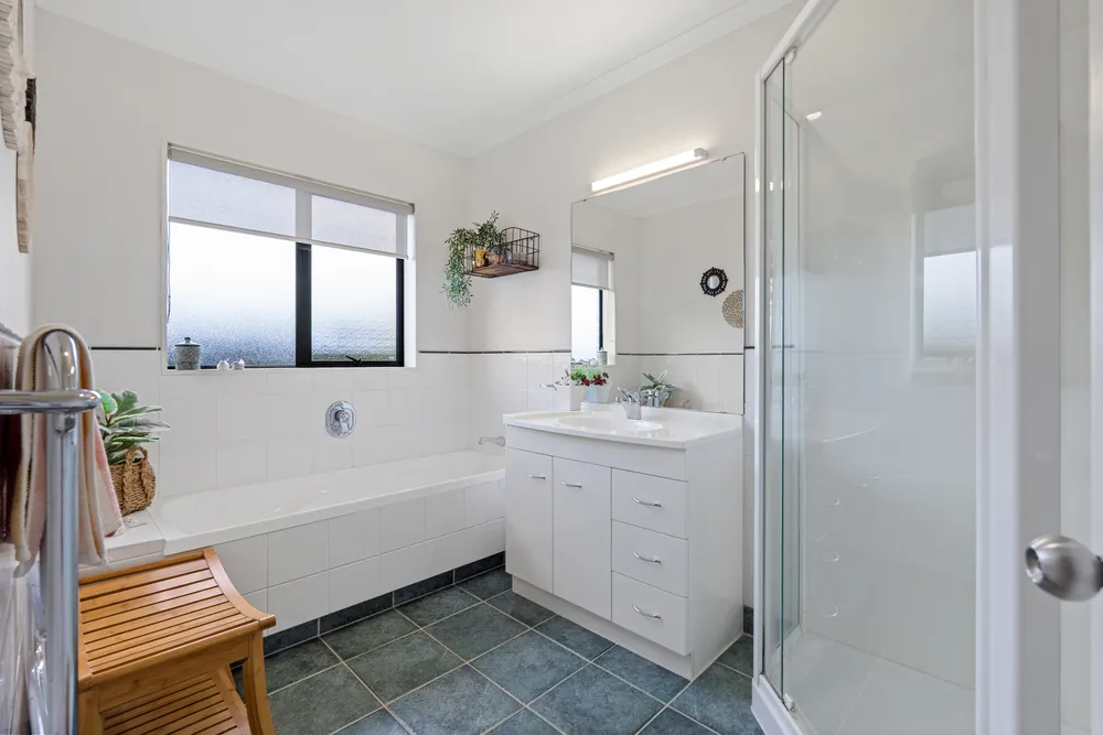 Photos of 13 Kate Sheppard Avenue