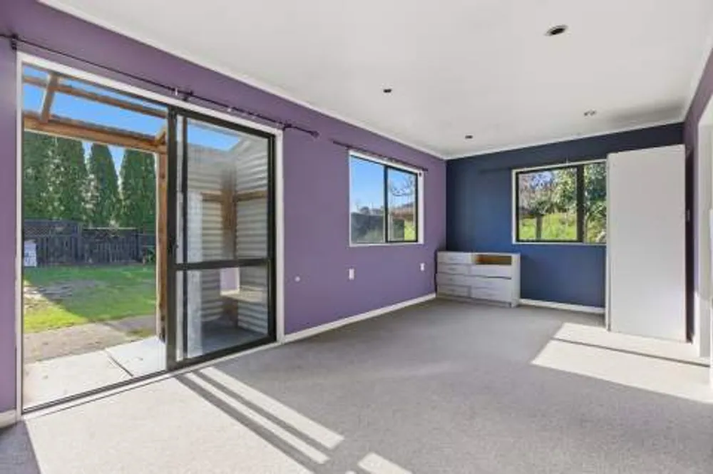 Photos of 18 Olivine Street